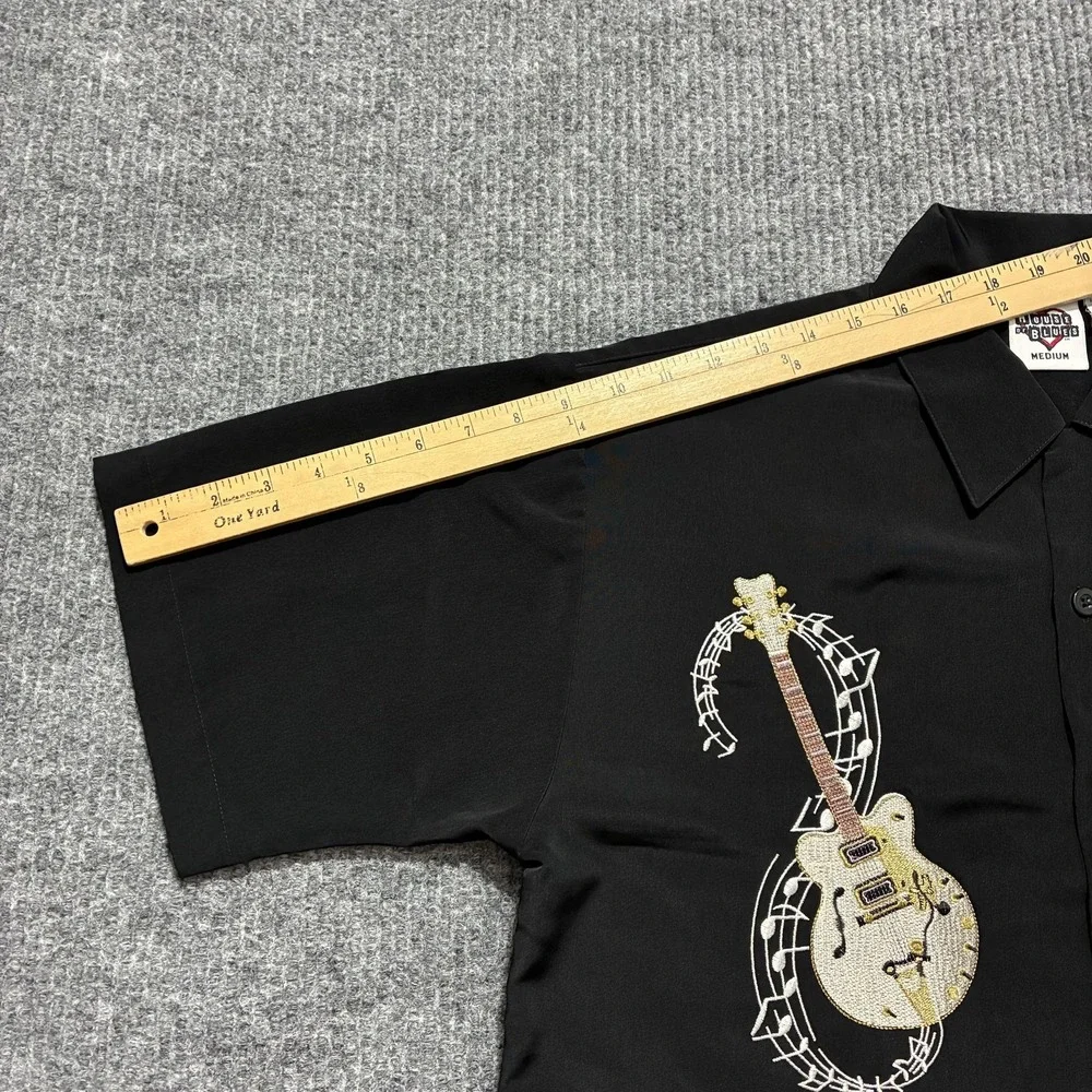 House of Blues Shirt Mens Medium Black Camp Bowling‎ Embroidered Guitars Rock - Picture 5 of 11